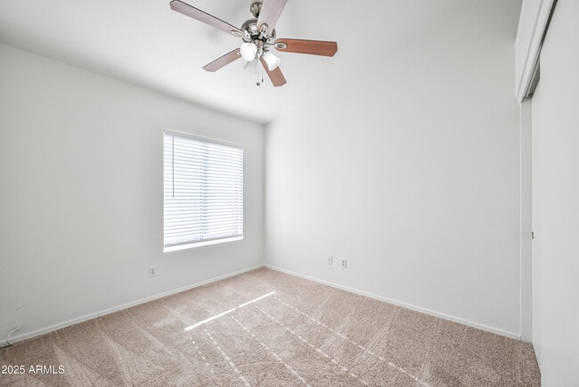 Building Photo - 641 E Gail Dr