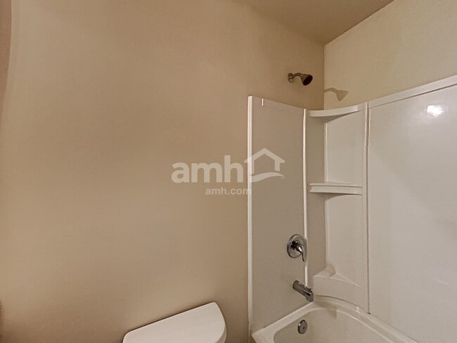 Building Photo - 4043 Clay Ct SE