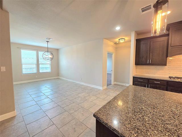 Building Photo - 6916 Talon Dr