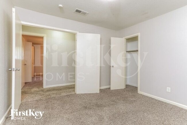 Building Photo - 1506 Winderemere Dr
