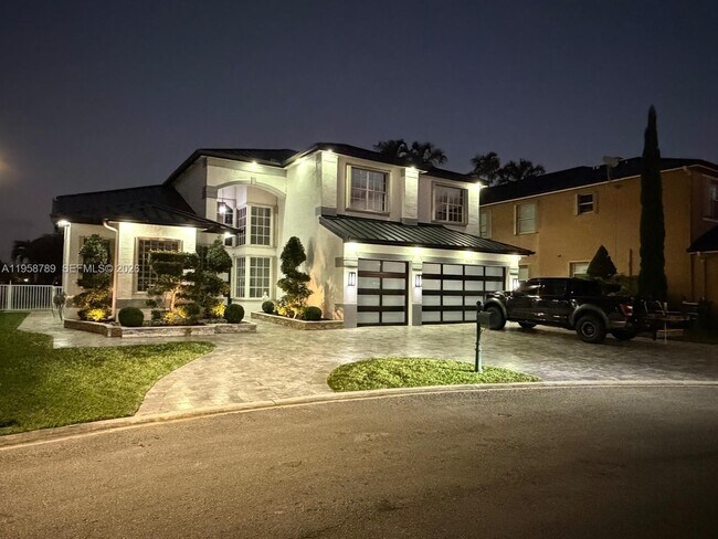 Building Photo - 5455 SW 191st Terrace