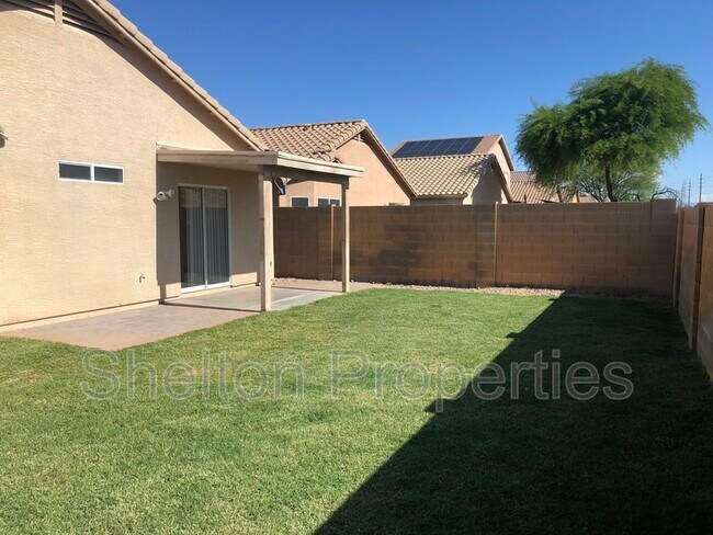 Building Photo - 10153 N 115th Dr