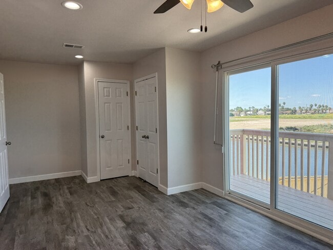 Building Photo - 15209 Cruiser St