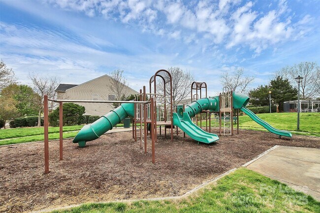 Building Photo - 1711 Rustic Arch Way