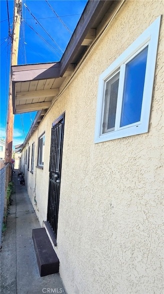 Building Photo - 6702 Flora Ave