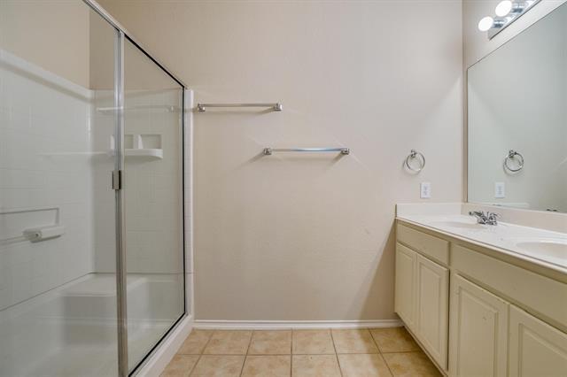 Building Photo - 5137 Bayridge Ct
