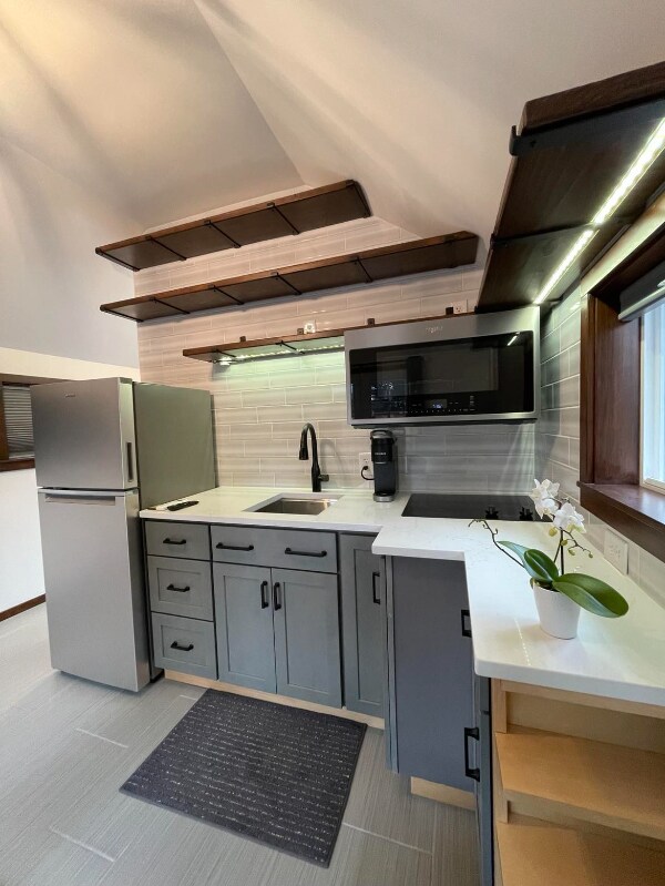 Building Photo - 10114 Dayton Ave N