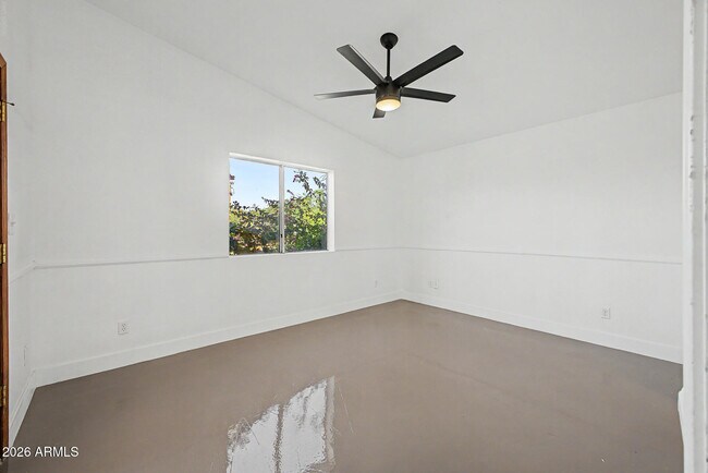 Building Photo - 16223 N 40th Pl