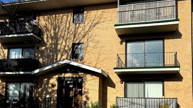 Primary Photo - 10601 Major Ave