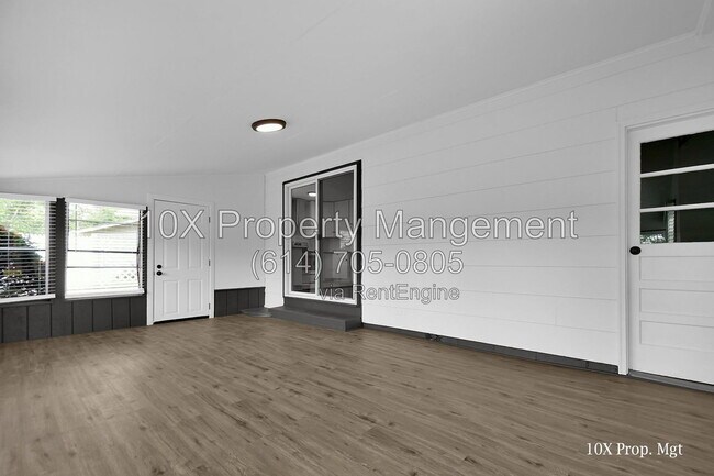Building Photo - 388 Shanahan Rd