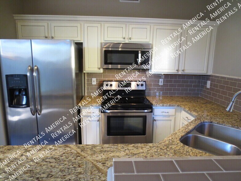 Building Photo - 21829 N 40th Pl