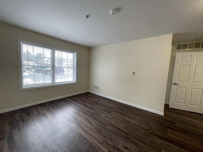 Building Photo - 20 Sentinel Court