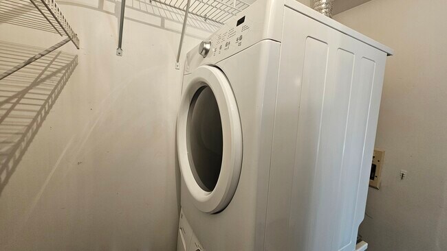 Building Photo - 1933 Commonwealth Ave