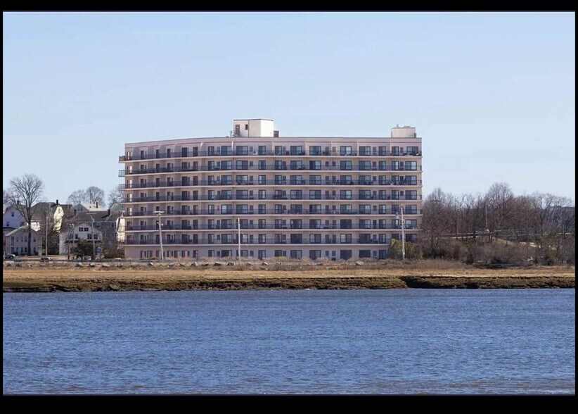 Building Photo - 133 Commander Shea Blvd