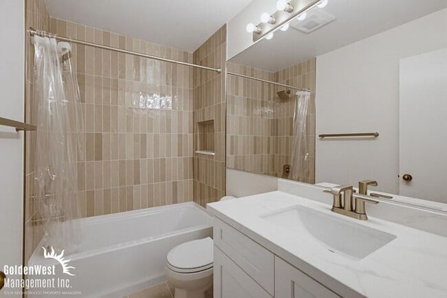 Building Photo - Lovely 3Bdm 2Ba Town-home in Rancho Peñasquitos!