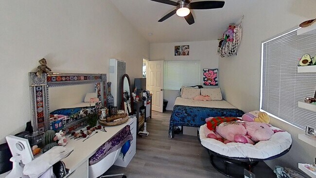 Building Photo - 5064 Alumni Pl