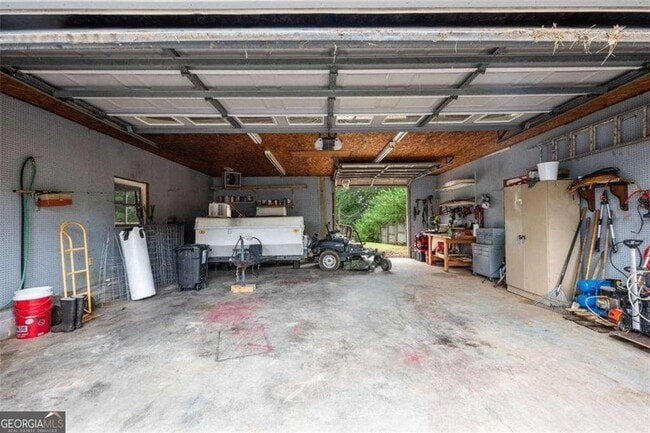 Building Photo - 2110 Prather Bridge Rd
