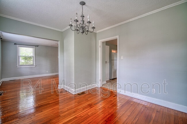 Building Photo - 534 Lucerne Dr
