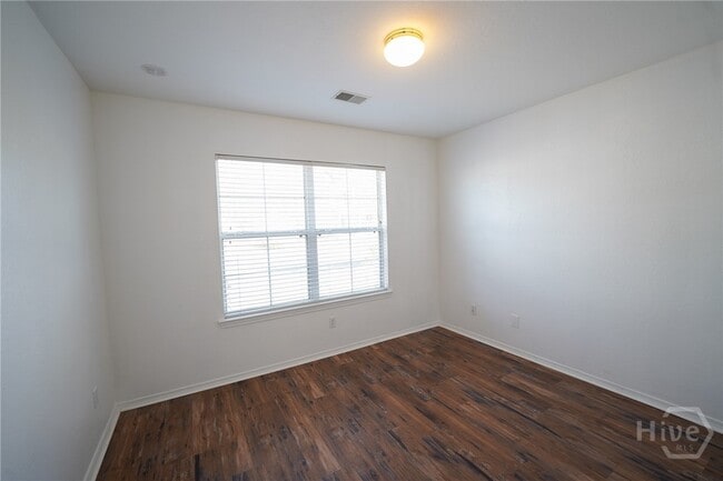 Building Photo - 77 Godley Park Wy