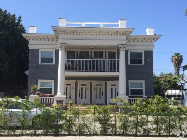 Building Photo - 9813 Venice Blvd