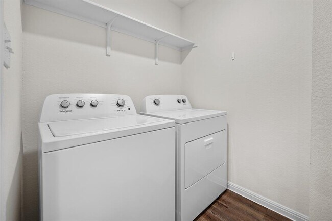 Building Photo - 320 Bell Rings Dr