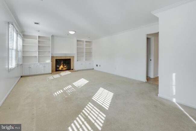 Building Photo - 8702 Arley Dr