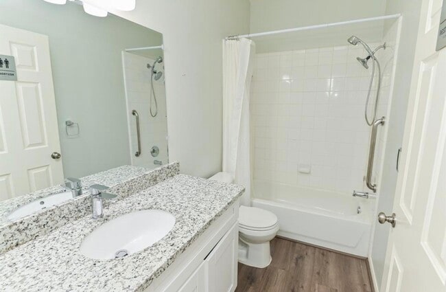 Building Photo - 13814 Bink Ct