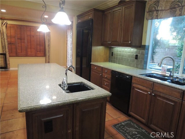 Building Photo - 7621 Stonegate Dr