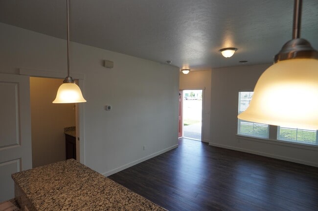 Building Photo - 11219 W Gabrielle Dr