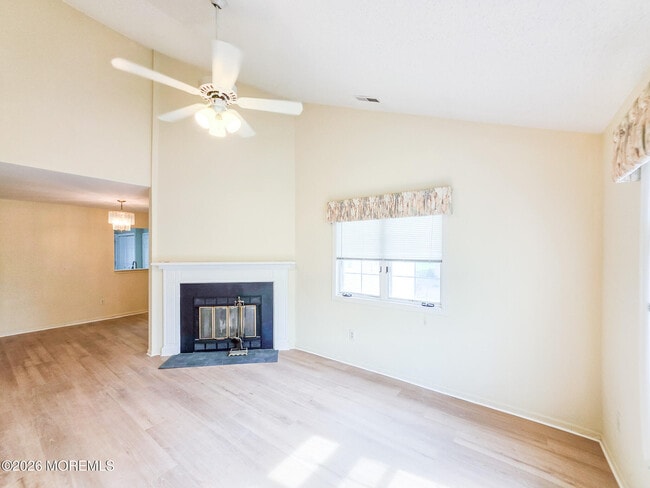 Building Photo - 1H Rutland Ln