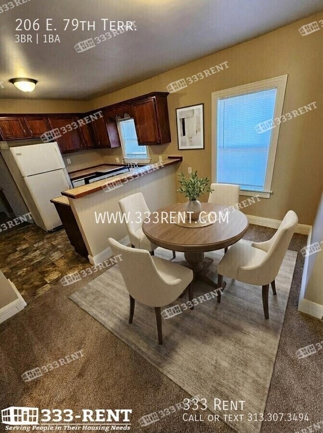 Building Photo - 206 E 79th Ter