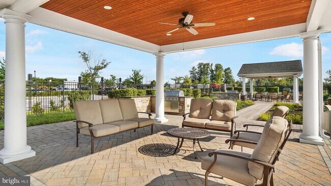 Building Photo - 2871 Broad Wing Dr