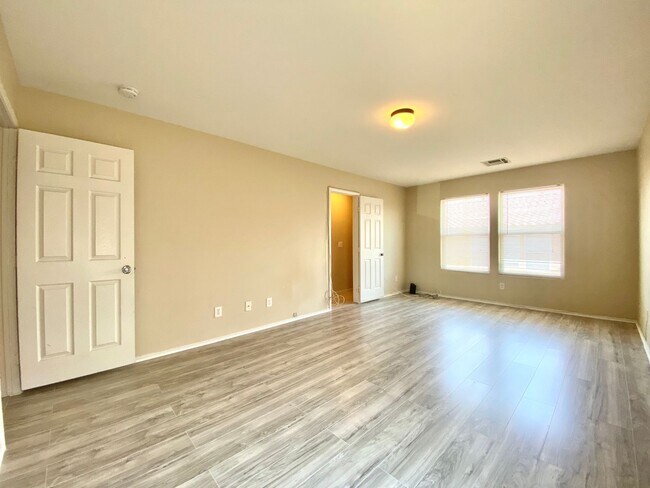 Building Photo - 6486 W Eldorado Ln
