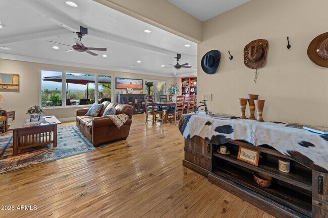 Building Photo - 1710 W Camino Dr