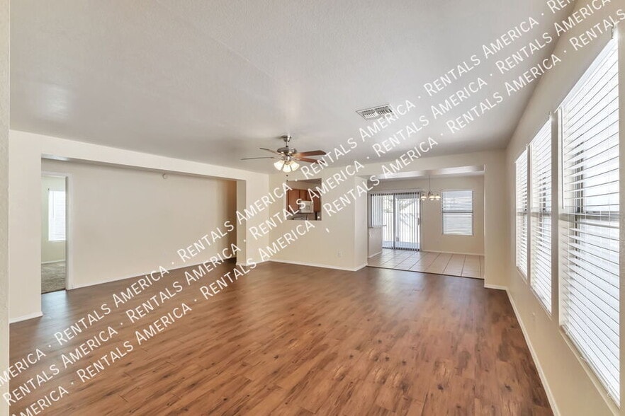 Building Photo - 8114 S Sunny Sky Pl