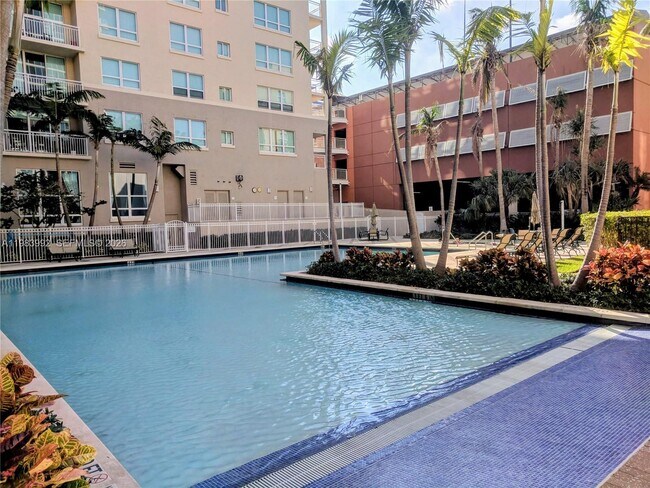 Building Photo - 2001 S Biscayne Blvd