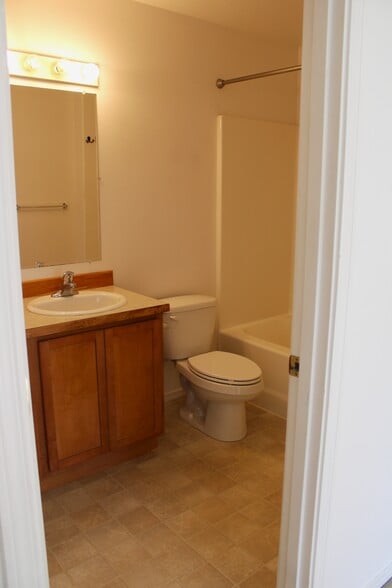 Building Photo - 1503 Trisha Way