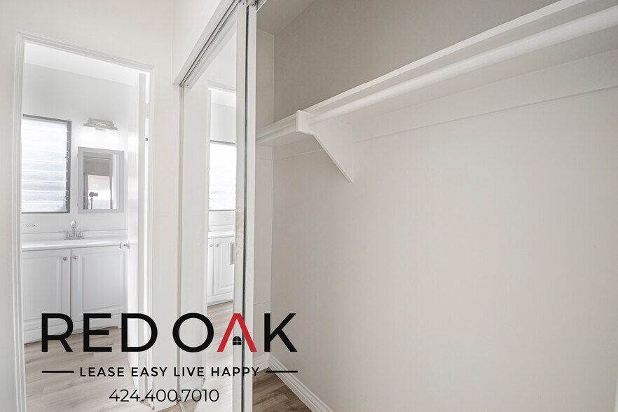 Building Photo - 1327 Laurel Ave