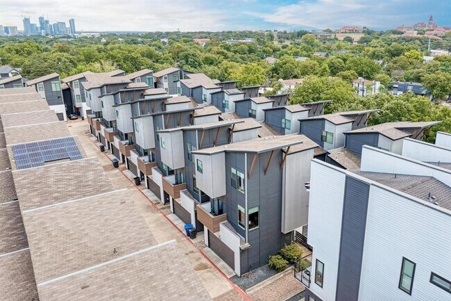 Building Photo - 3505 Charlotte Rose Drive