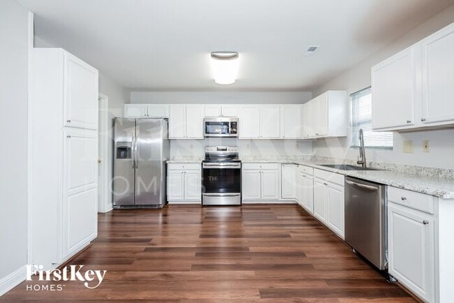 Building Photo - 2425 Sweet Birch Ct