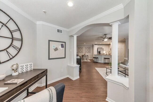 Building Photo - Enjoy Up To $1,500 Off Now!