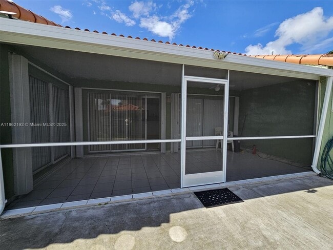 Building Photo - 15160 SW 128th Ave