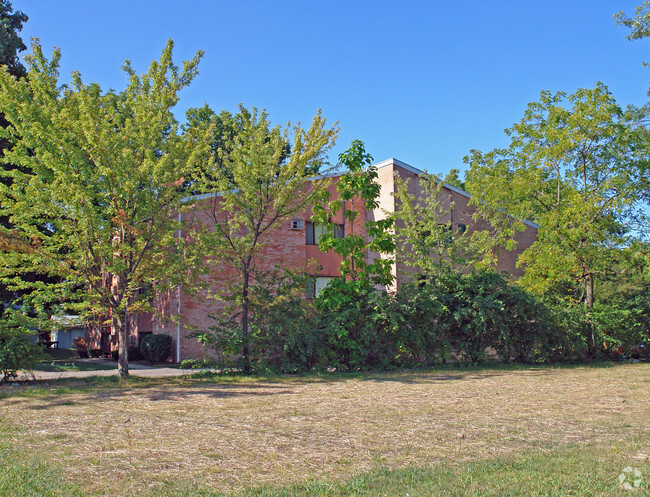 Primary Photo - Plum Creek