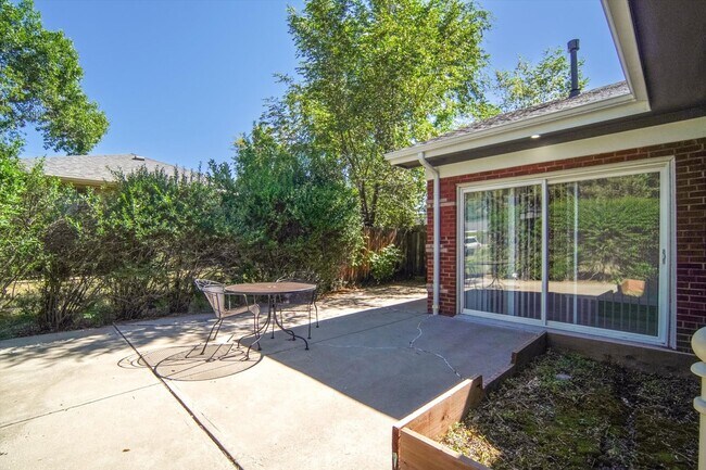 Building Photo - Charming Olde Town Arvada Home!
