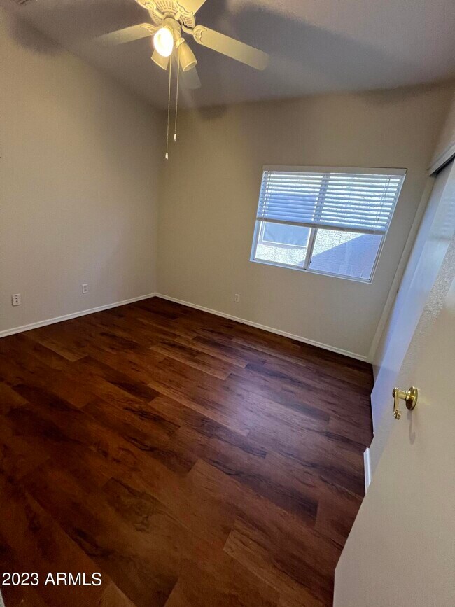 Building Photo - 1561 E Stanford Ave