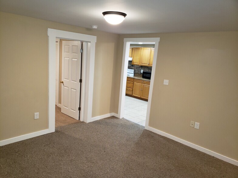 Building Photo - 1703 Wright Blvd