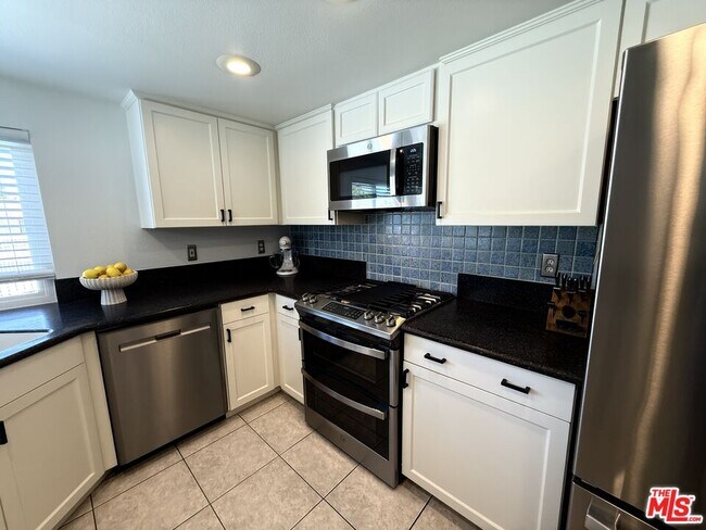 Building Photo - 68325 Peladora Rd