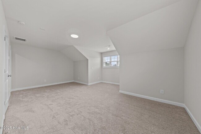 Building Photo - 700 Chestoa Trl
