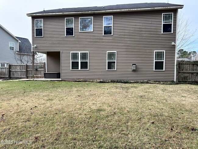 Building Photo - 109 Pennington St