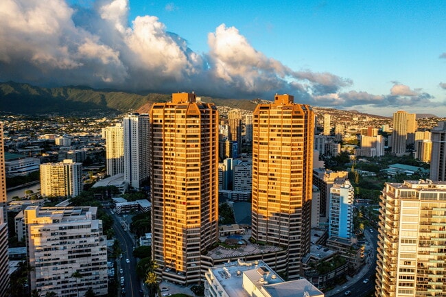 Building Photo - 1778 Ala Moana Blvd